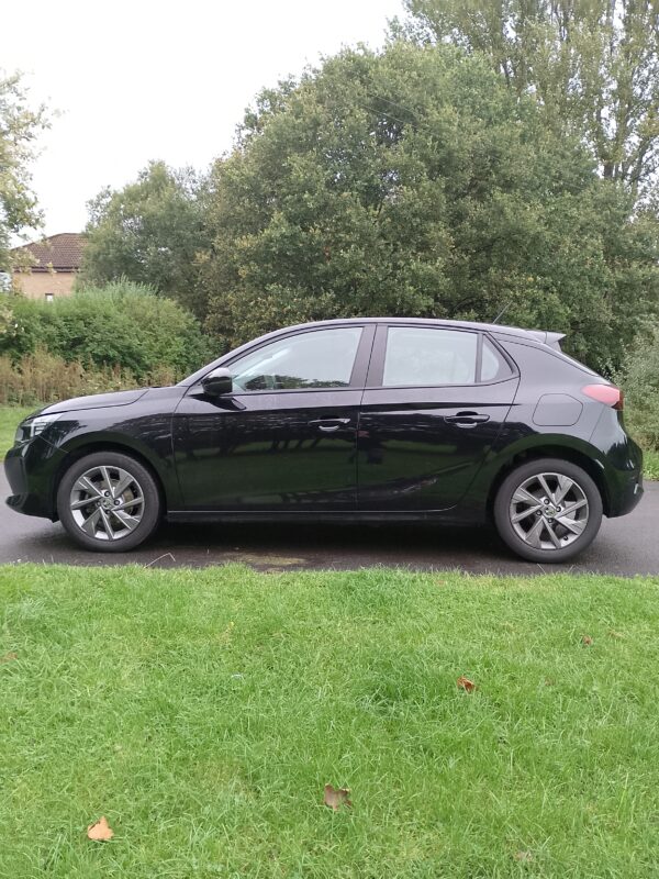 Vauxhall Corsa Design 1.2 5 door hatchback 2023 / Only 9717 miles from new / great condition - Image 5